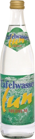 FUN Tafelwasser Medium — wenig Kohlensäure Produktbild FUN Tafelwasser Medium wenig Kohlensäure